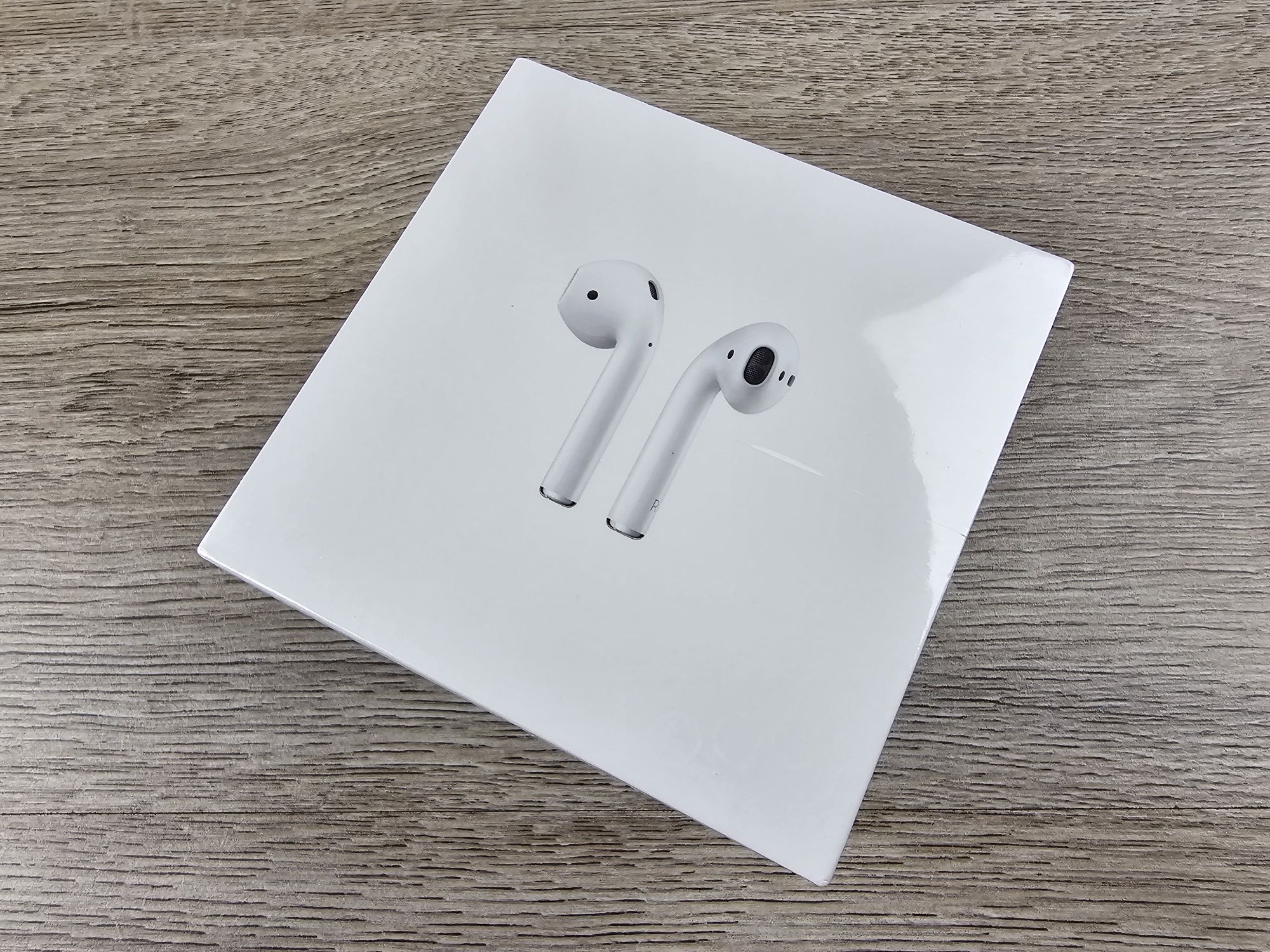 Навушники Apple AirPods 2 with Charging Case (MV7N2) Оригінал!