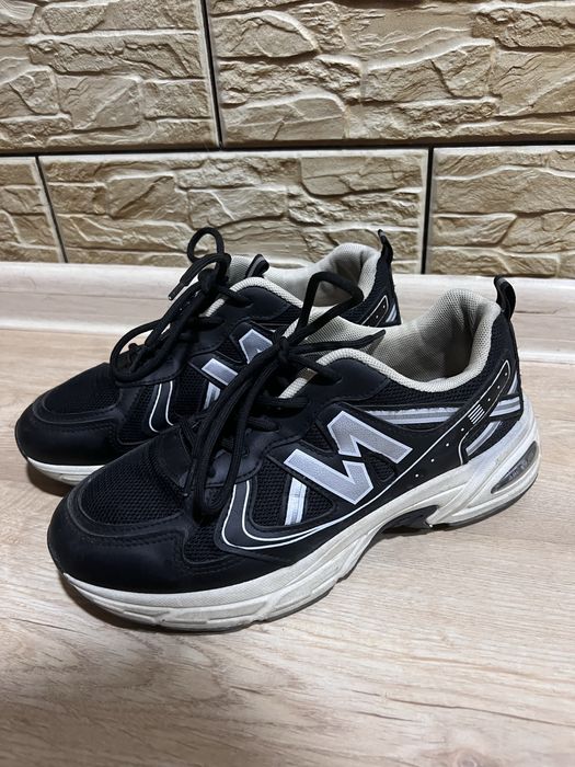 Кросівки унісекс