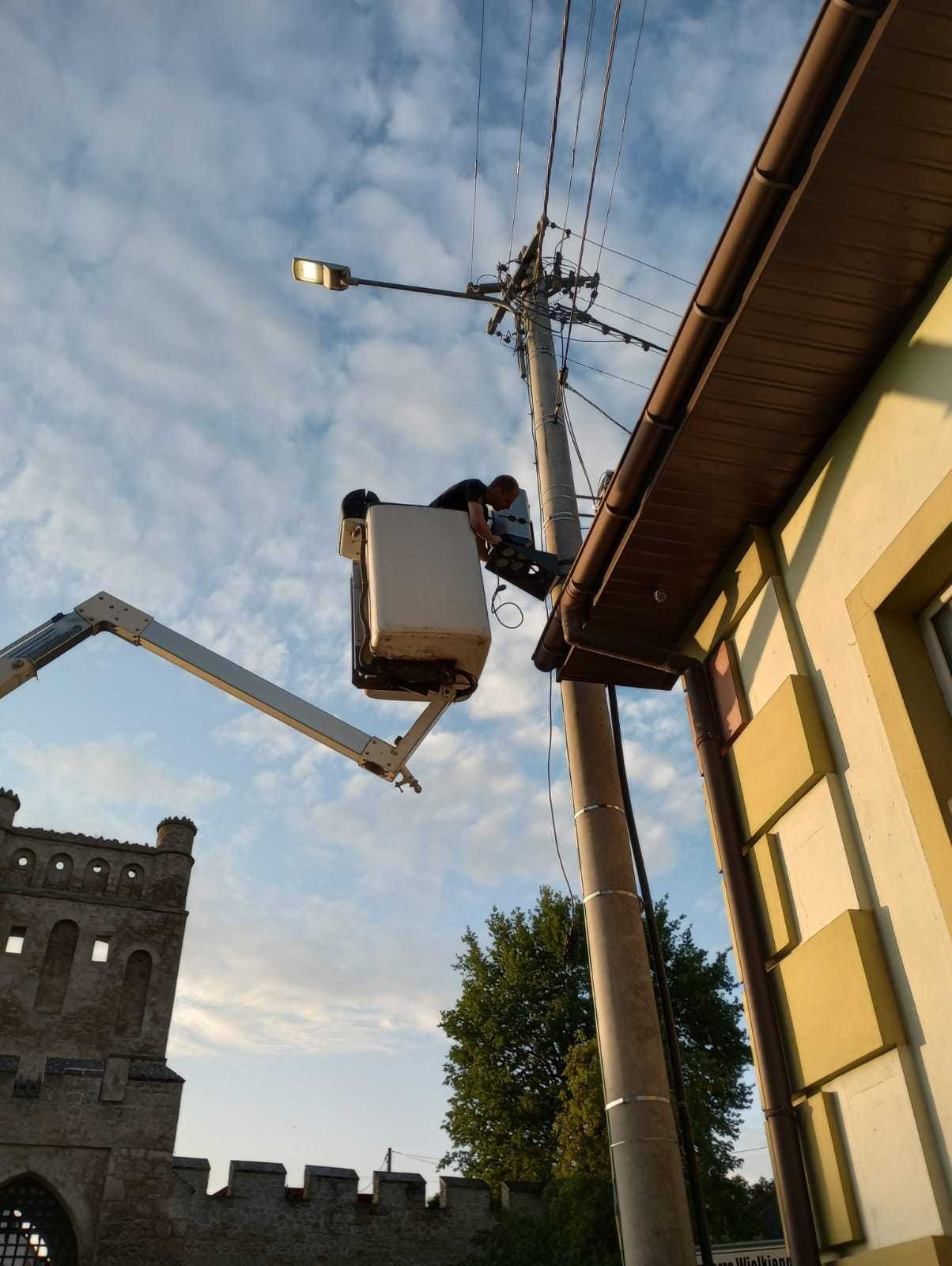 Podnośnik Koszowy Zwyżka Prace Wysokościowe Wynajem Kosz Montaż UDT