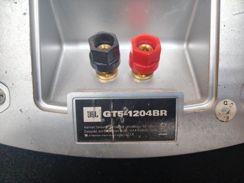 Subwoofer samochodowy JBL GT5-1204BR