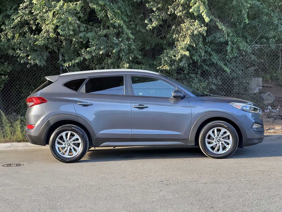 Hyundai Tucson      2016