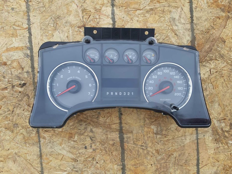 Licznik FORD F150 F 150 5.4 09-10r Kanada