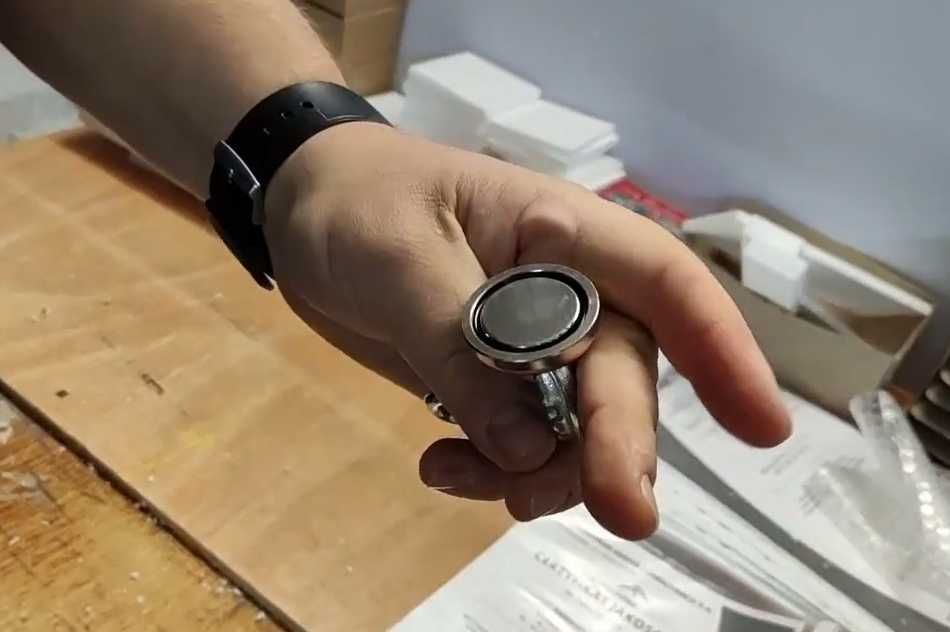 Используйте этот неодимовый поисковый магнит для поиска
