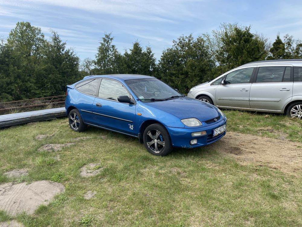 Mazda 323C Coupe 1998 1,5 Benzyna Klima