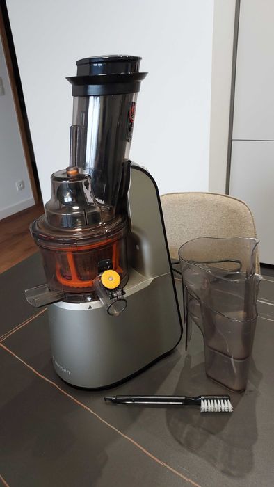 Wyciskarka wolnoobrotowa Götze & Jensen SJ901T