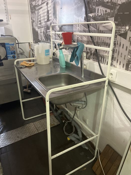 Movel com lavaloucas