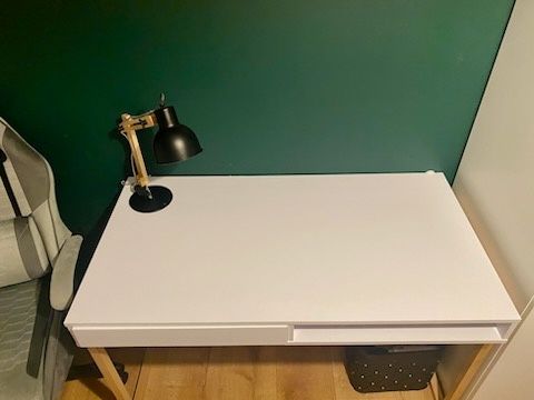 Biurko Varese Białe 126x64, 1x72/79 plus lampka