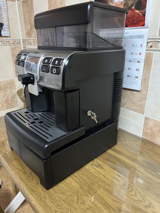Кавомашина Aulika cappuccino saeco ауліка
