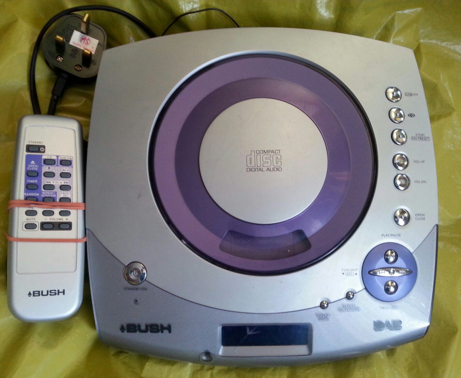 GEAR4 + BUSH DAT System Radio i CD