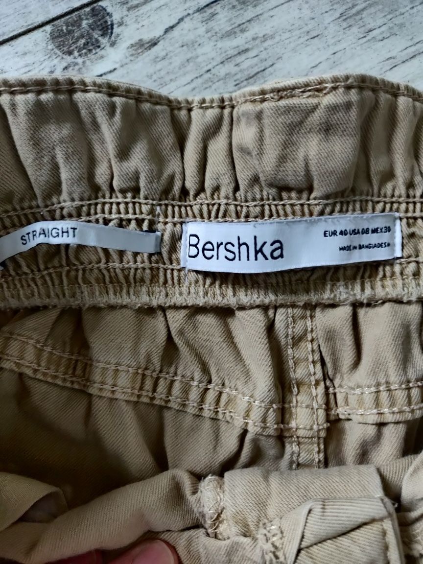 Штани карго Bershka