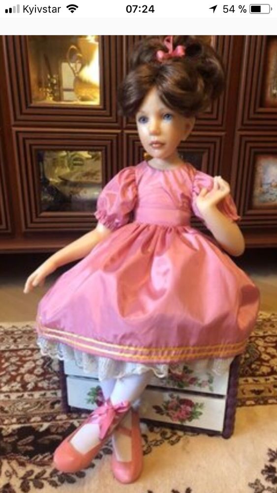 Коллекционная фарфоровая (смола) кукла от Jane Bradbury Цена 11000