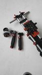 Rig nakamerowy, rig naramienny, sunrise z follow focusem.