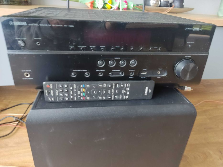 Amplituner YAMAHA RX-V685 7.2