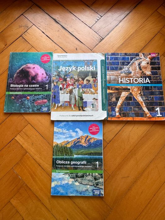 Sprzedam podręczniki do 1 klasy technikumu
