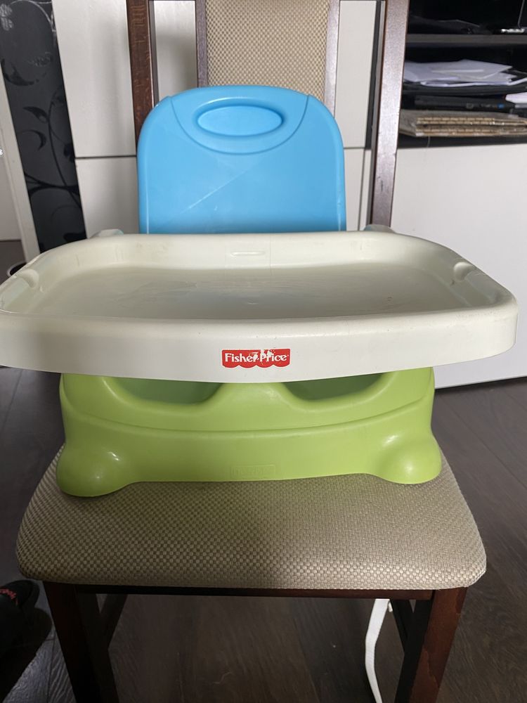 Krzeselko do karmienia Fisher Price montowane na krzesło
