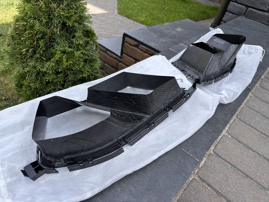 Карбонові воздуховоди вставки накладки в бампер на BMW G80 G82 M3 M4