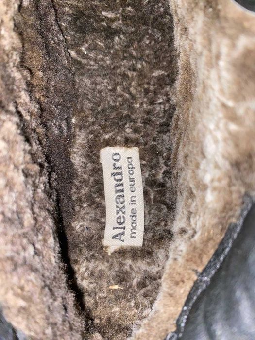 Продам зимове чоловіче взуття