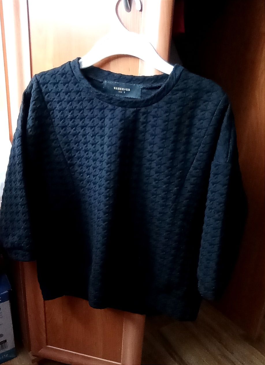 Czarna bluza Reserved