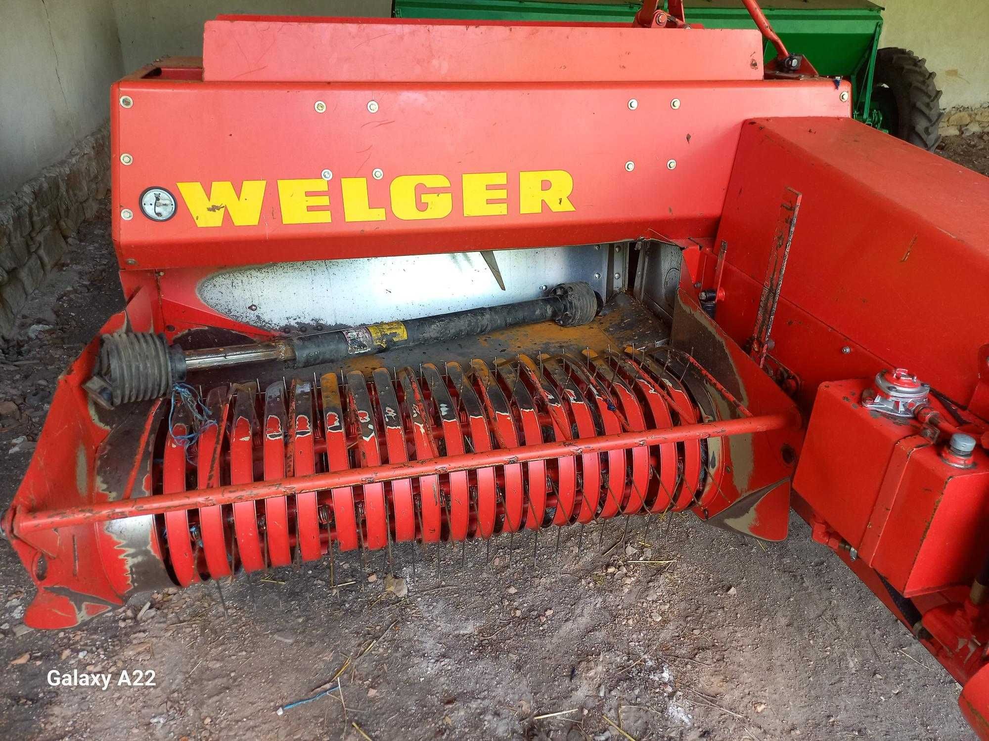 Прес Підбирач Welger AP 53