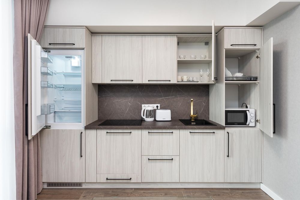 Романтичный люкс с видом на озеро. Харьковская, Лебединый-10-555.biz.ua