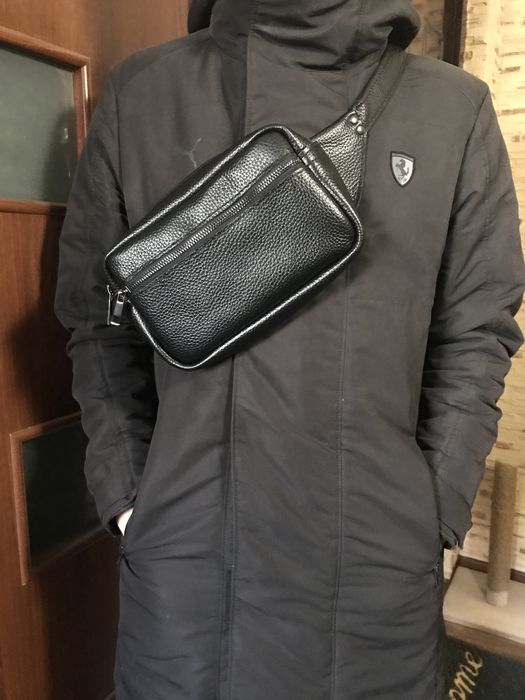 Бананка Барсетка из телячьей кожи.