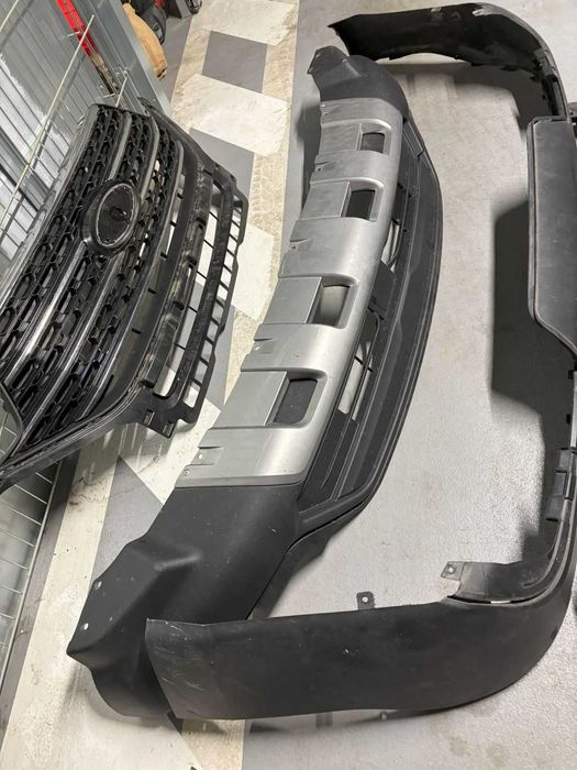 FORD EXPLORER XLT 20R zderzak przód tył, grill, listwy boczne  KRAKÓW