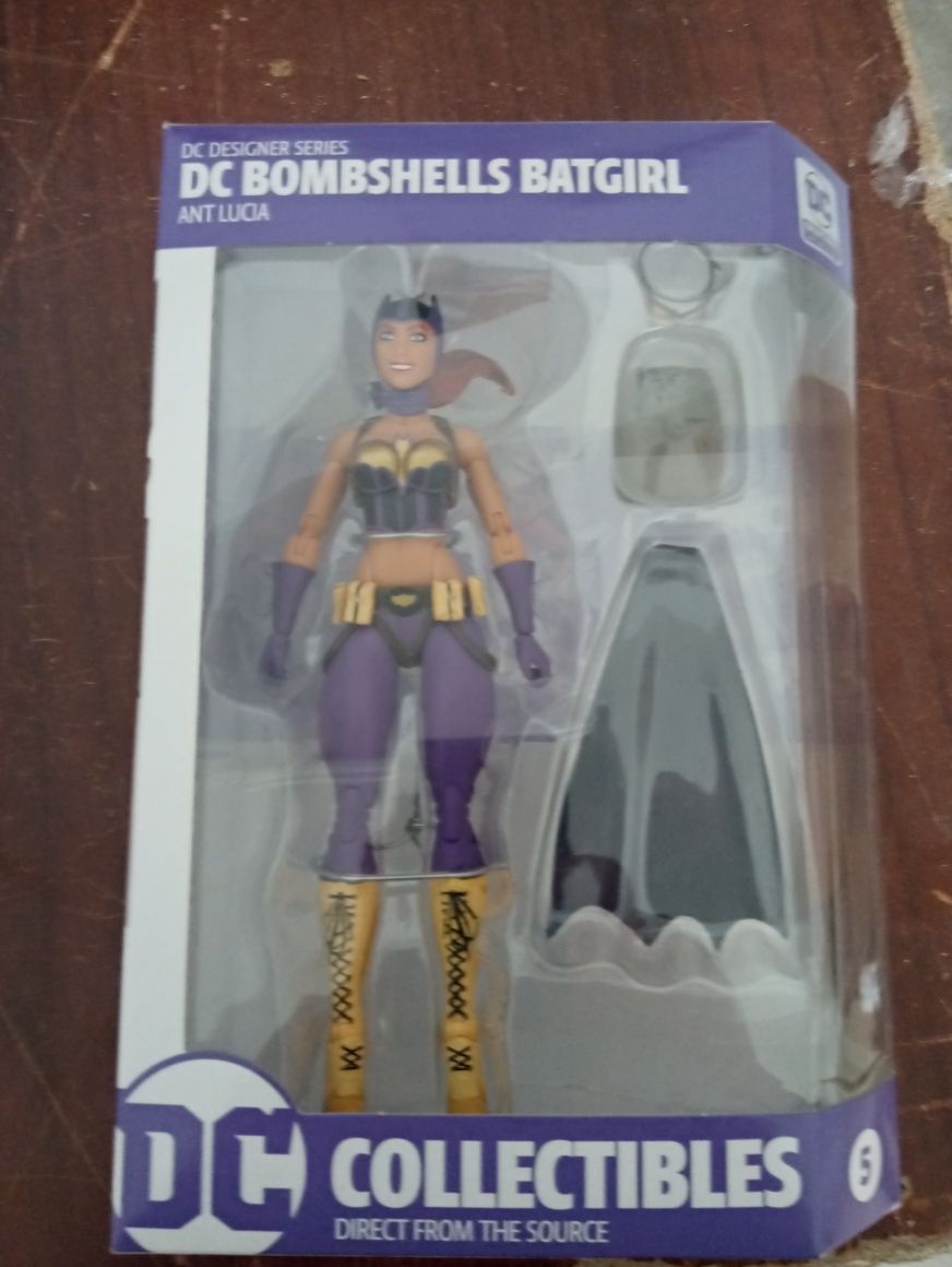 Figurka DC Bombshell Batgirl