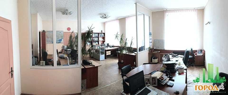 Майновий комплекс, виробничі площі, офіс, склад, ділянка 0,1082  га