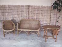 Conjunto de mobiliário em verga genuína