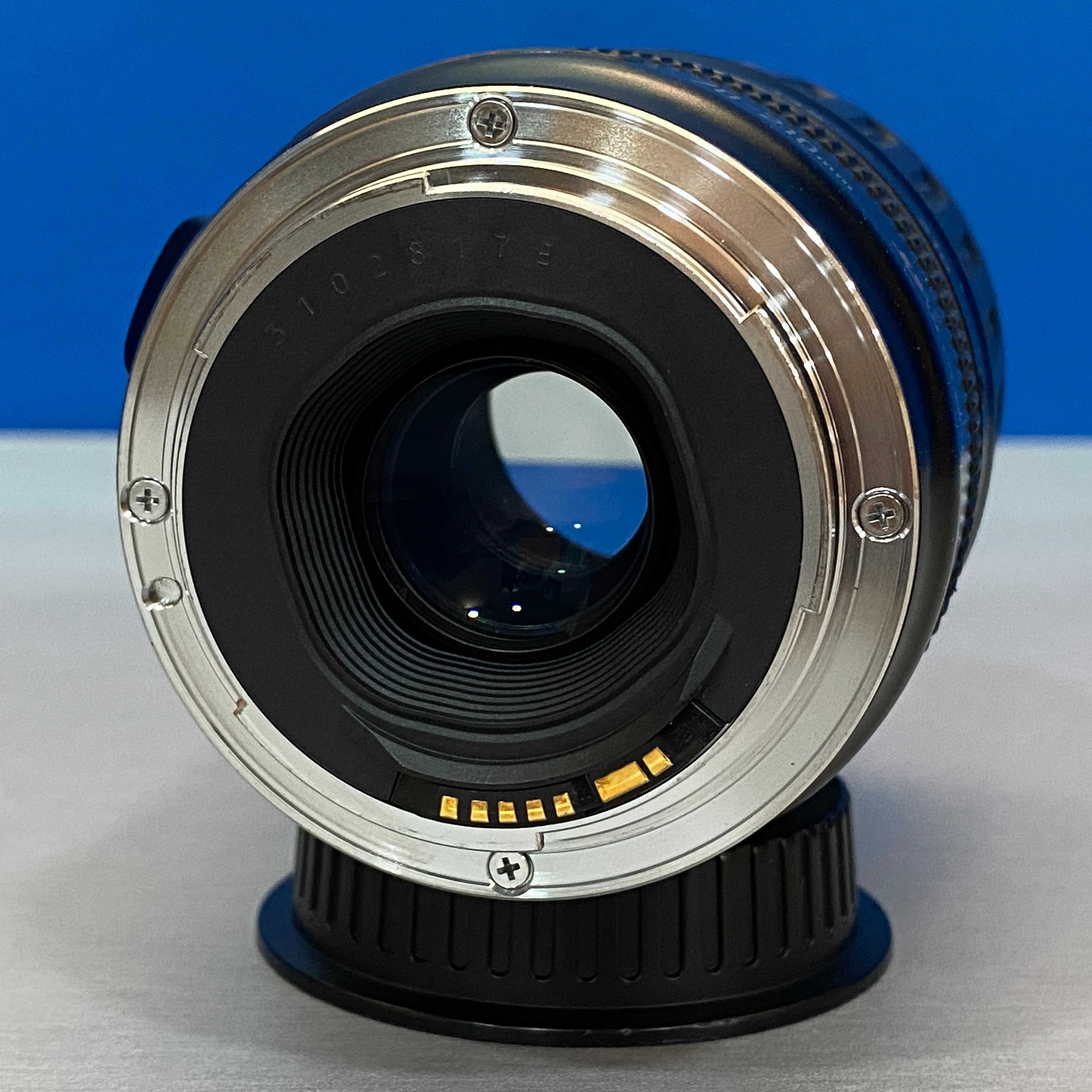 Canon EF 70-210mm f/3.5-4.5 USM