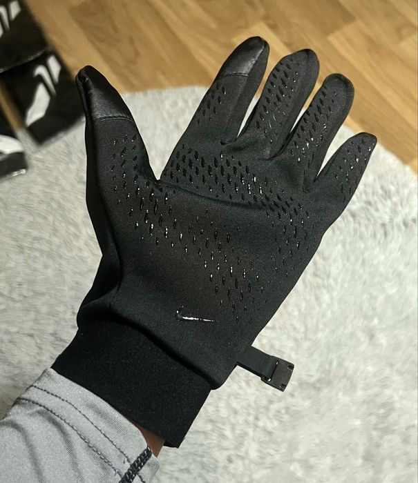 Рукавиці Nike Hyper Warm.