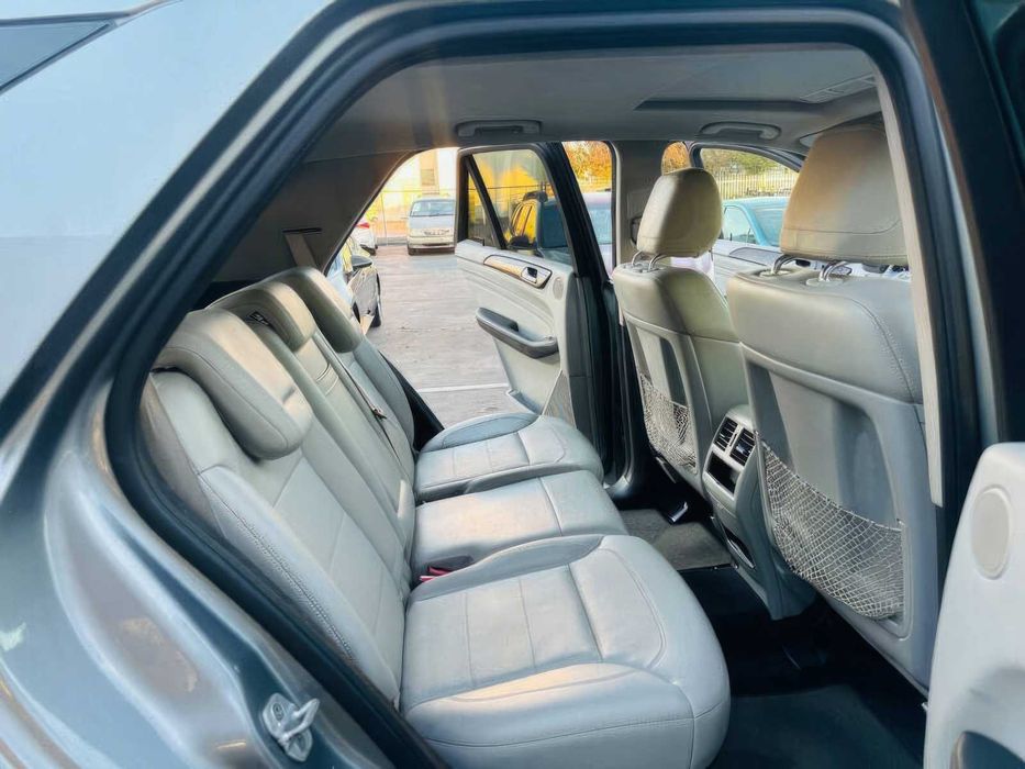 Mercedes-Benz M-Class ML 350 4MATIC      2013