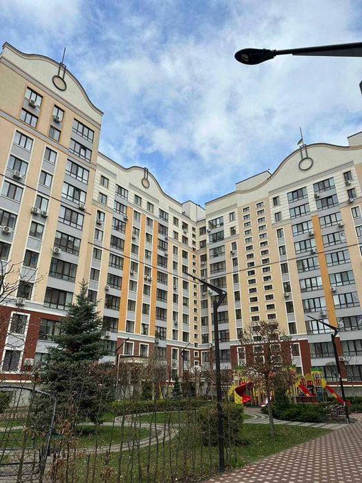 Продається 1-К укомплектована квартира. Центр міста