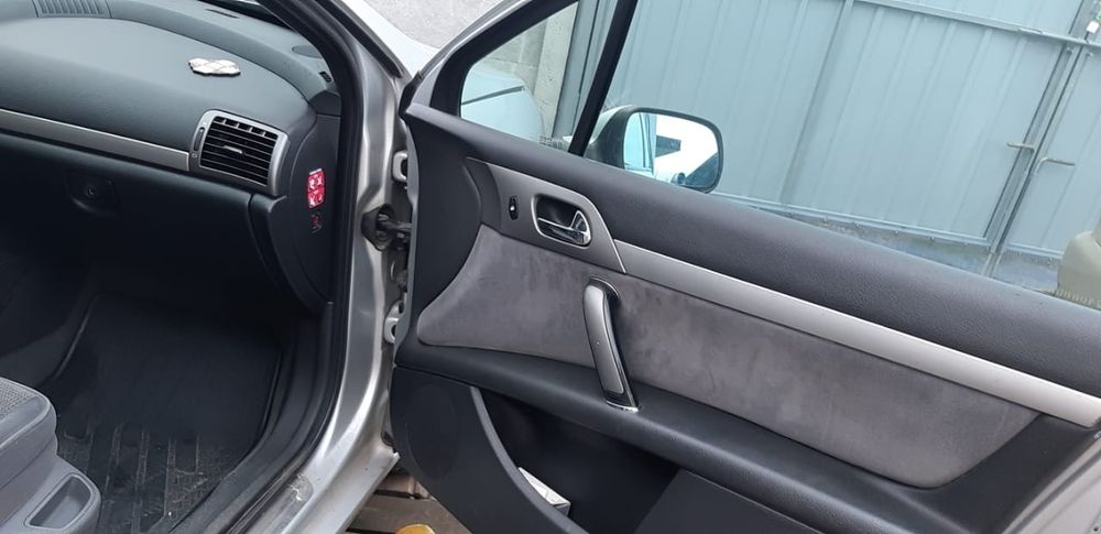 Продам Peugeot 407 SW