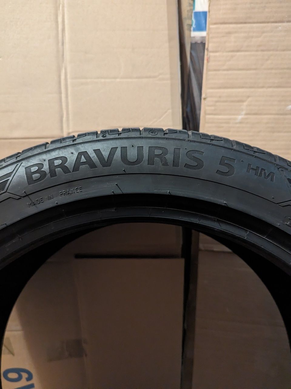 235/45 r18 Barum bravuris