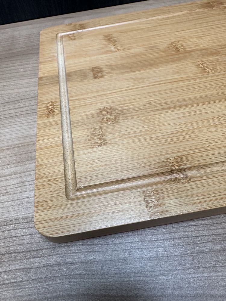 Deska do krojenia z organicznego bambusa Premium marki Harcas 45x30
