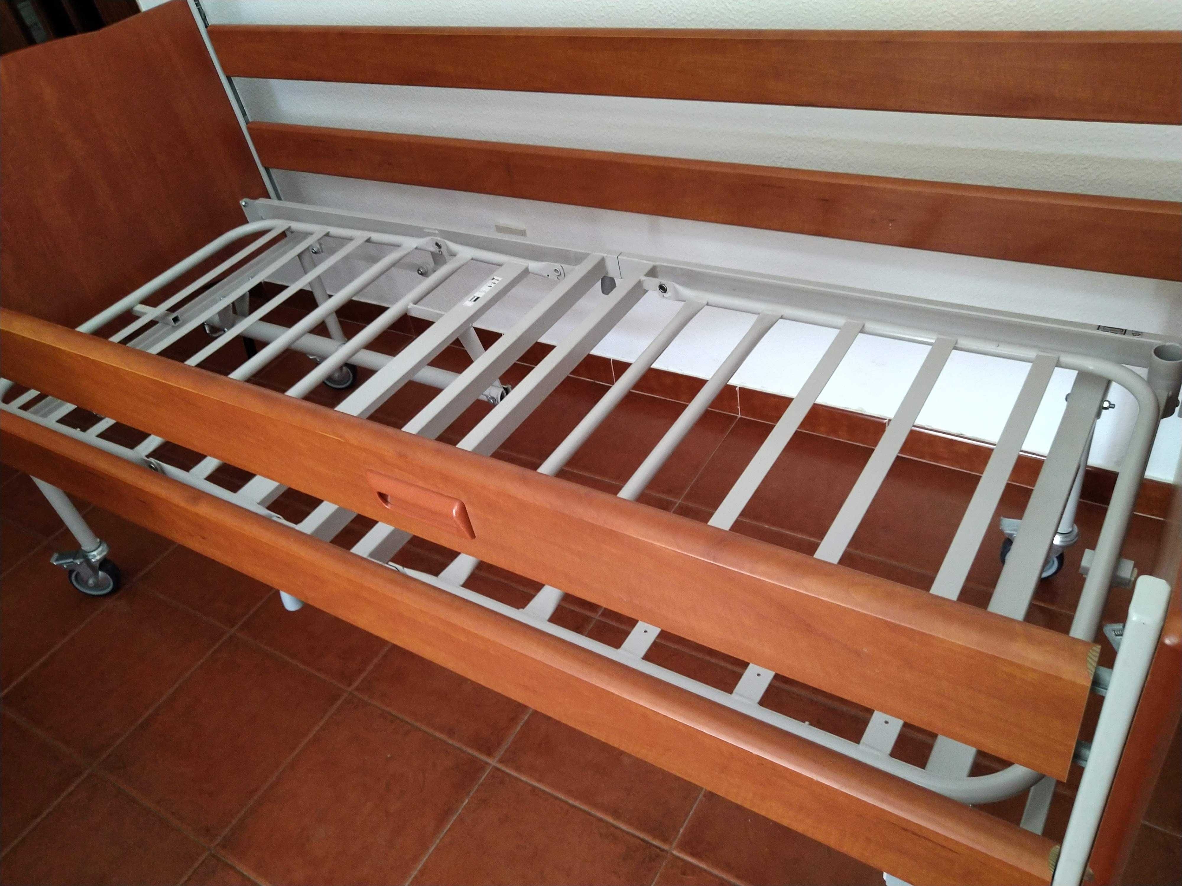 Cama Articulada Manual Invacare Sonata