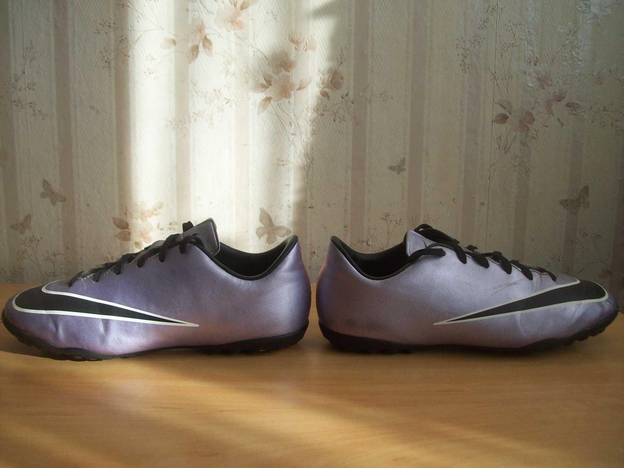 Buty piłkarskie turfy NIKE MERCURIAL Victory v roz.eu-38.5