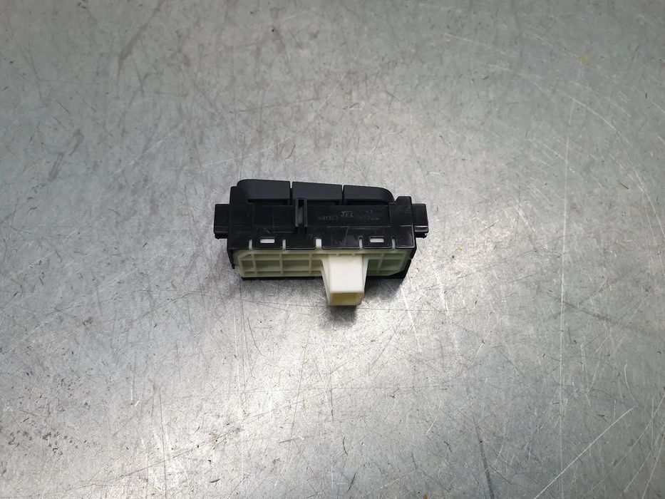 Botão / interruptor "Modo SPORT" TOYOTA Yaris Cross (MXP_)