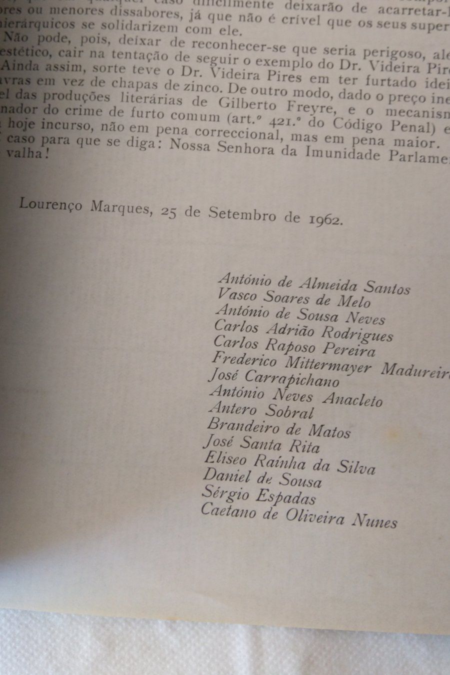 O Dr. Videira Pires Plagiou Gilberto Freyre