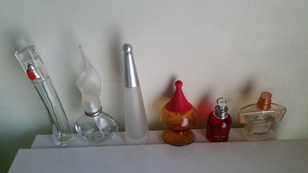 Lote de 8 frascos de perfume vazios