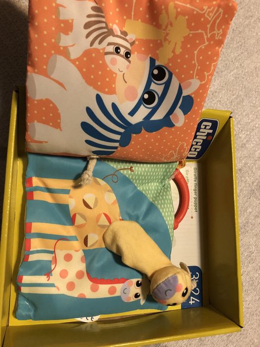 Chicco książeczka sensoryczna nowa