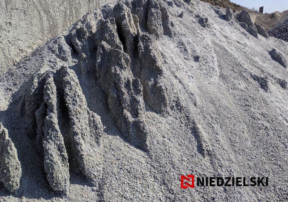 Kruszywo granitowe- piasek granitowy 0.2 - 0.5 TRANSPORT