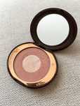 Charlotte Tilbury róż do policzków rozświetlający Pillow Talk