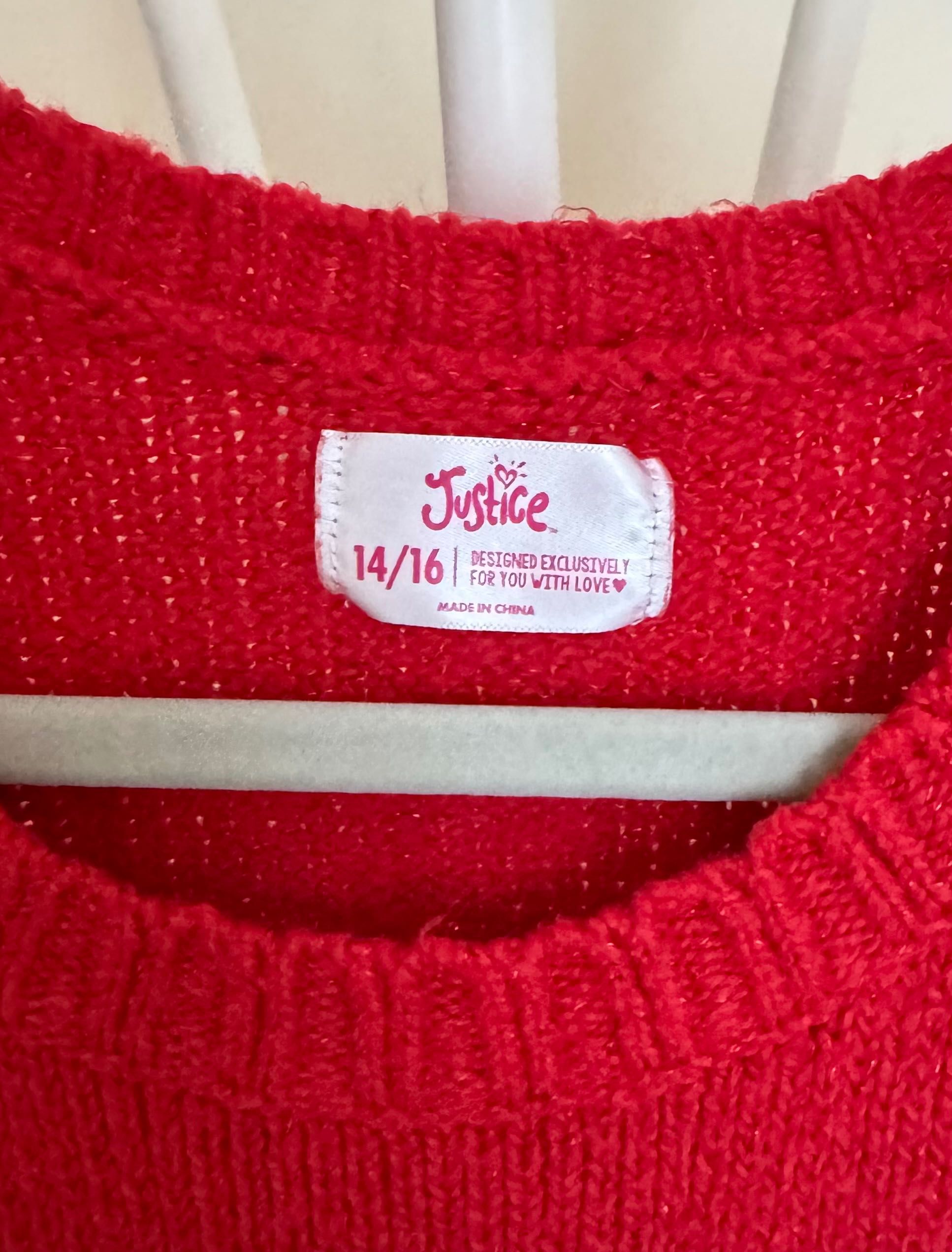 Sweter z USA idealny na chłodne dni firmy Justice