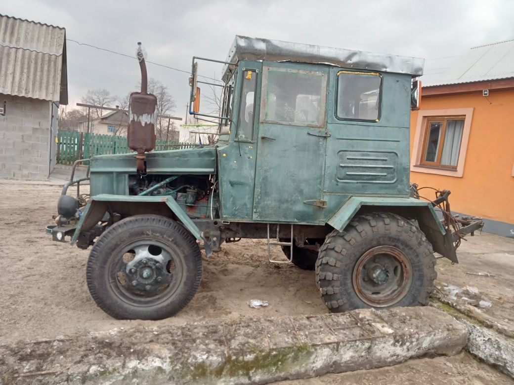 Продається трактор в хорошому стані