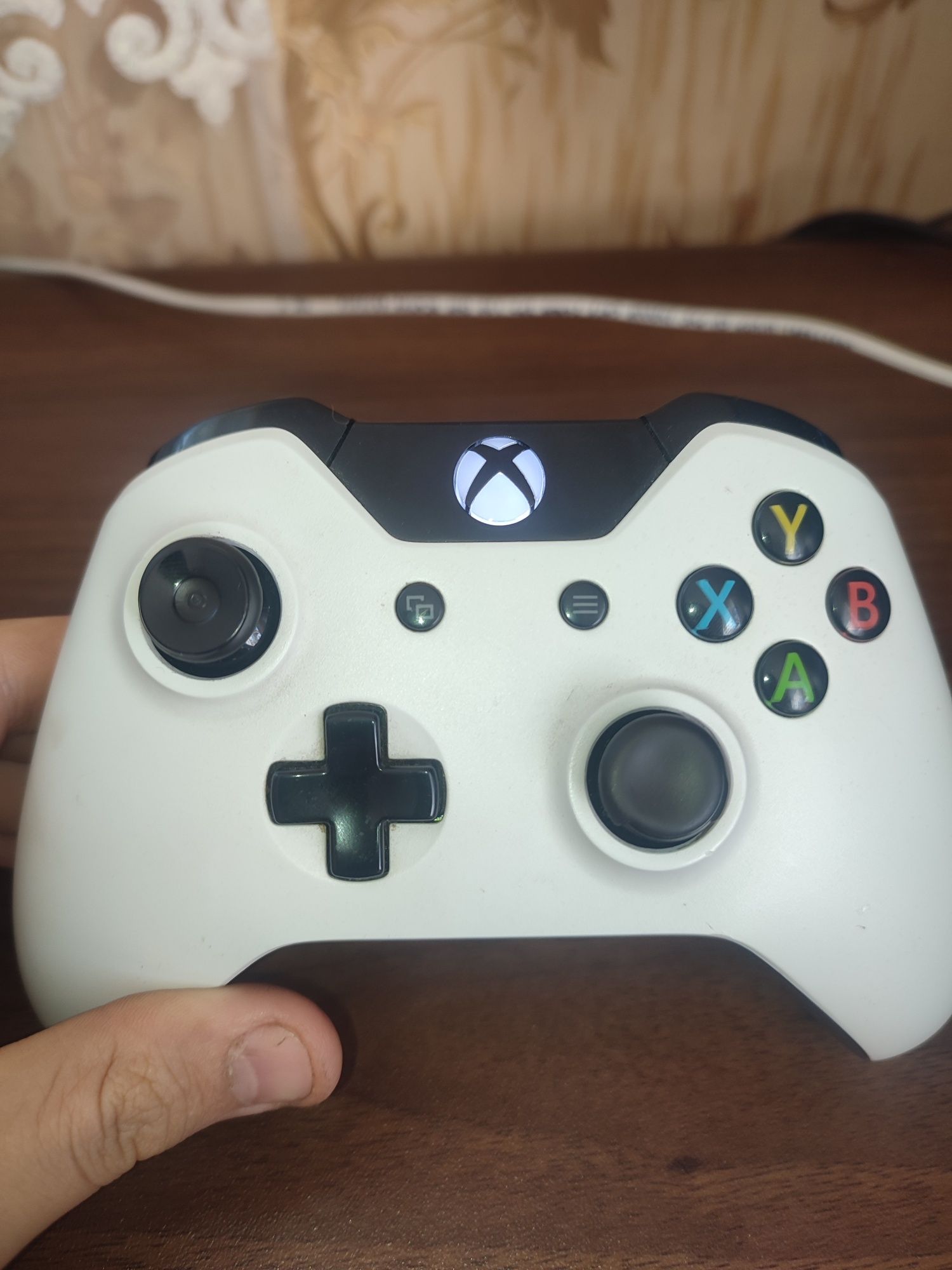Xbox one 500 gb Ідеальний стан