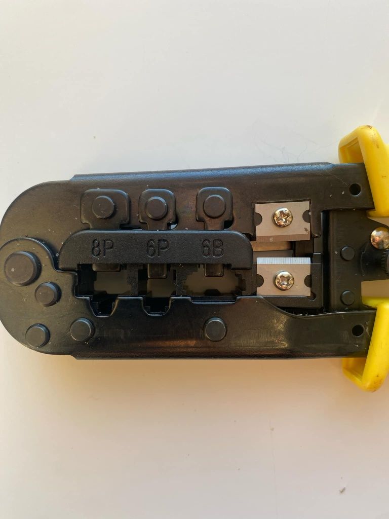 Обжимний інструмент для конекторів типу RJ10, RJ11, RJ12, RJ22 і RJ45