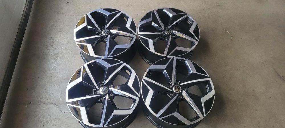 Oryginalne felgi VW 19  5x112 polecam