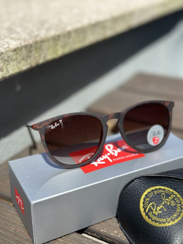 oculos rayban novos ainda em caixa